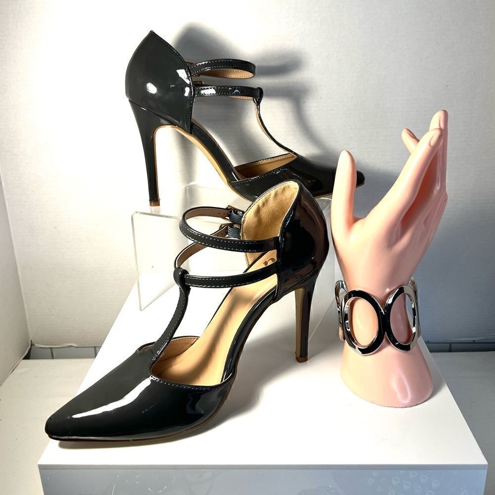 NWOB JG T-Strap Heels